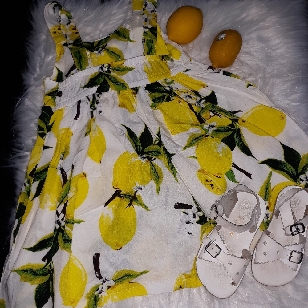 Dress - Picture 1 of 3